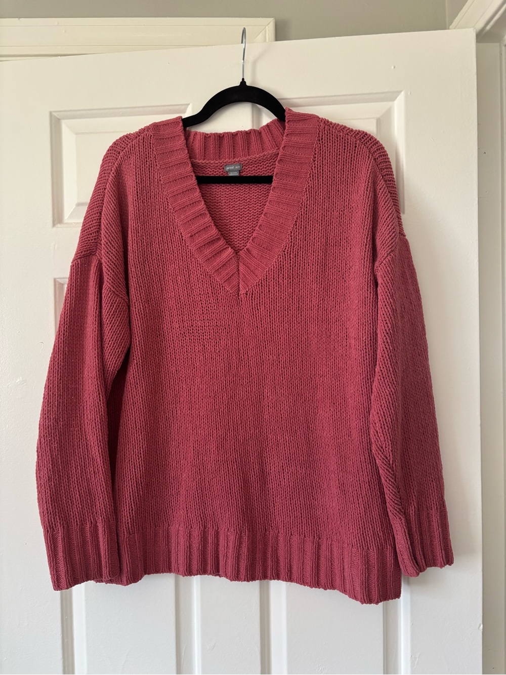 Aerie Oversized Dusty Rose V-Neck Chunky Knit Sweater XS - Like New - Picture 3 of 6